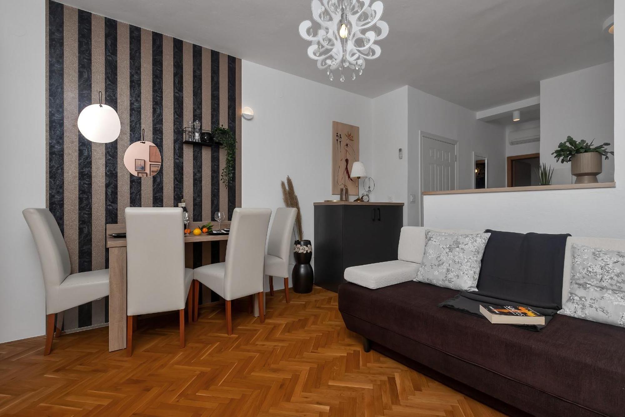 Apartments Strada Tučepi Habitación foto